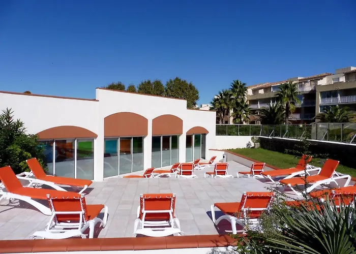 Апартаменты Palmyra Golf Joli T2 Piscine Couverte Vue Golf Cap D'agde Агд